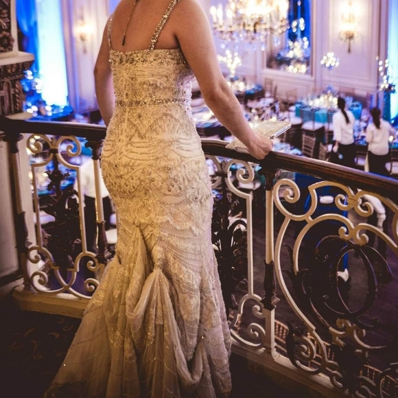 Stephen Yearick Dresses & Skirts - Stephen Yearick Bridal Gown Wedding Dress 13831 & veil Art deco